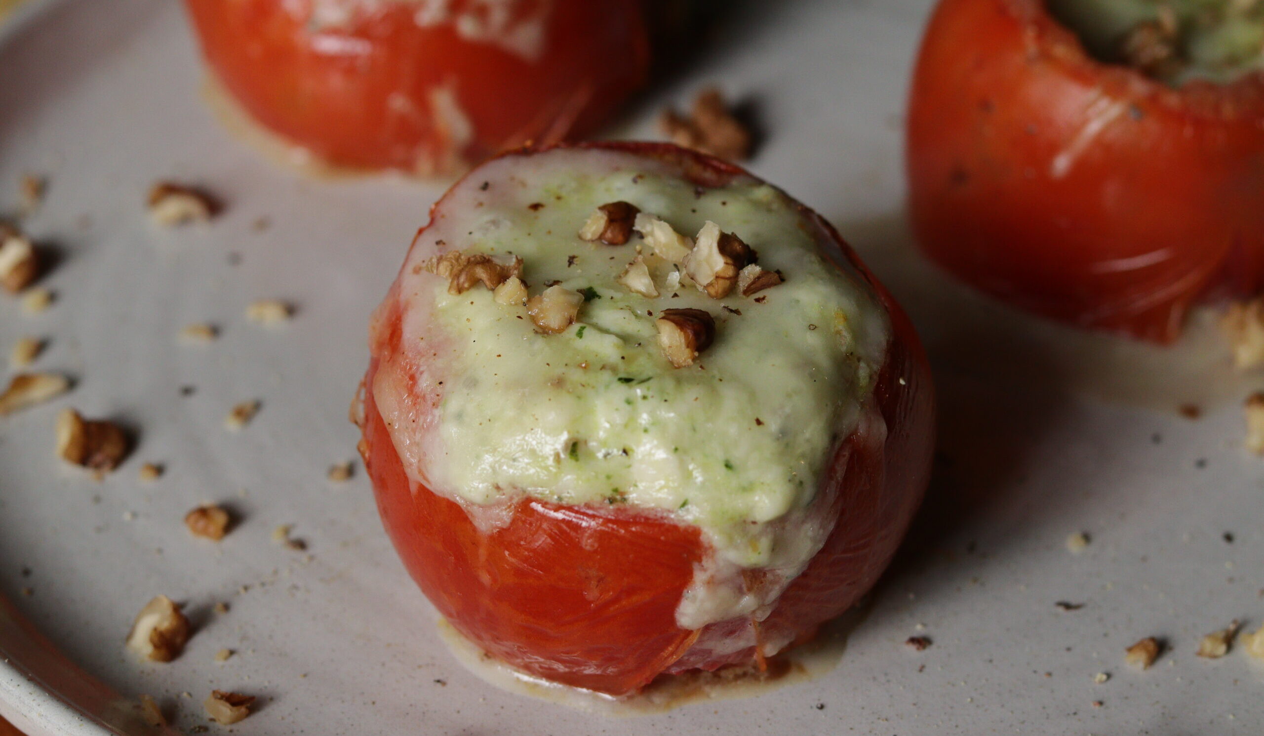 Tomate recheado de forno