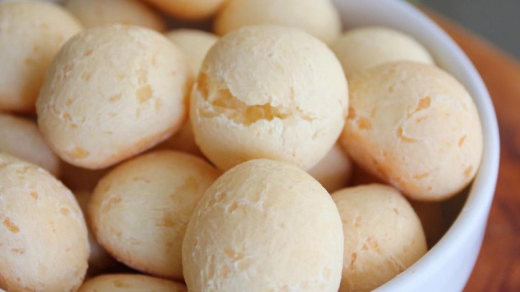 Pão de queijo de mandioca